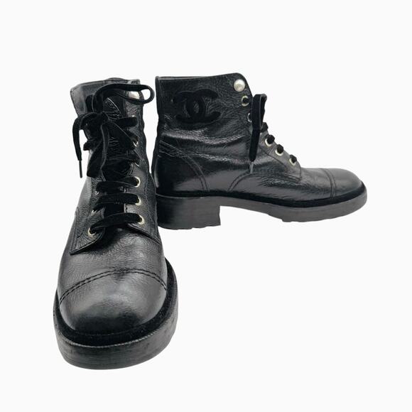 Chanel Rare Black Leather Calfskin Boots Pearls Velvet Laces Women’s Size 40.5 - Picture 1 of 12
